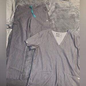 Grey Figs Woman Scrubs
